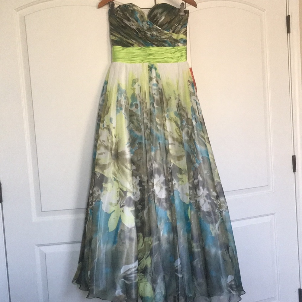 Fabian’s Glamour Gown